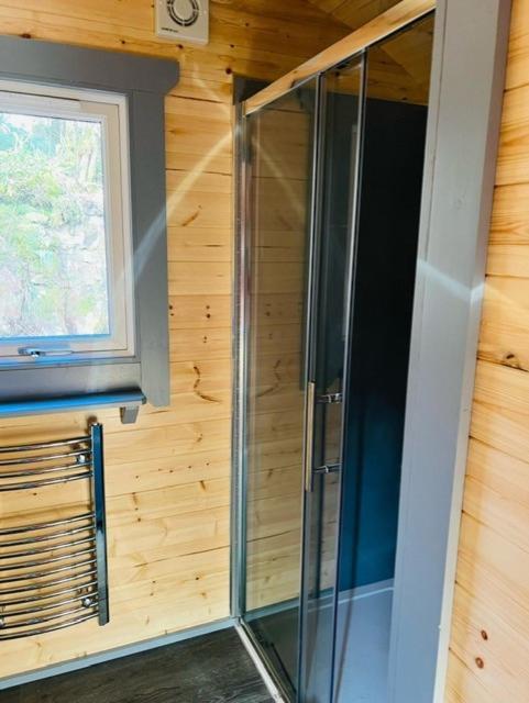 Hidden Hut - Aros View - Tobermory Villa Luaran gambar